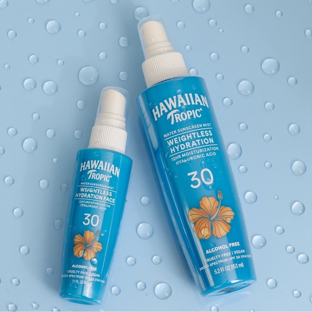 Brand new NWT Hawaiian Tropic water sunscreen mist SPF 30 weightless hydration